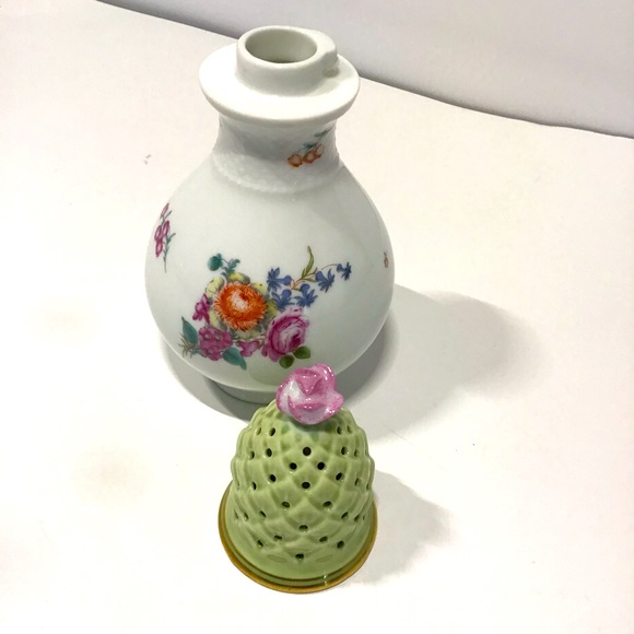 Vintage Bernardeu Limoges Sugar Shaker - Picture 4 of 11